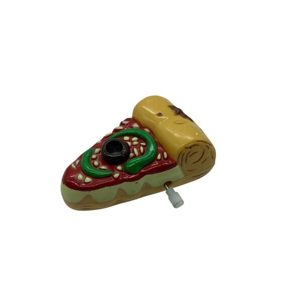 Vintage Wind-Up Pizza Slice Toy Novelty Plastic Children 3"x2" DOES NOT WORK - Picture 3 of 8